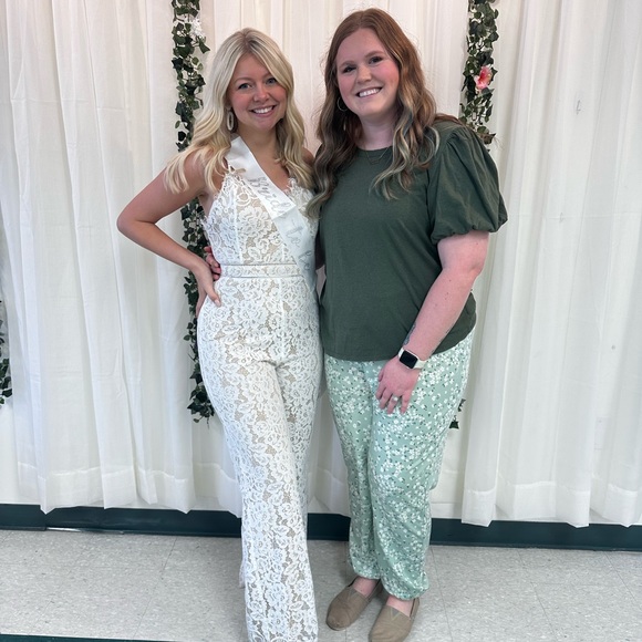 Alter’d State White Lace Jumpsuit - Picture 2 of 2